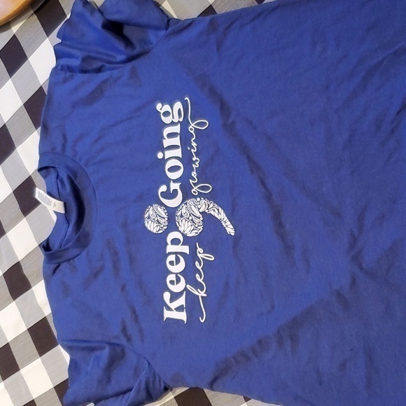 Bella Canvas Tops - Keep Going Keep Growing Tshirt Size M